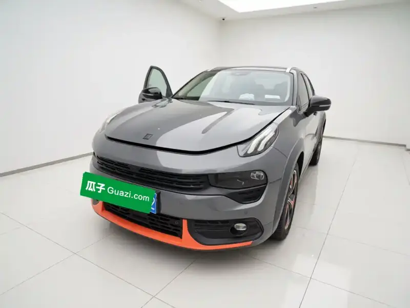 Lynk & Co 02