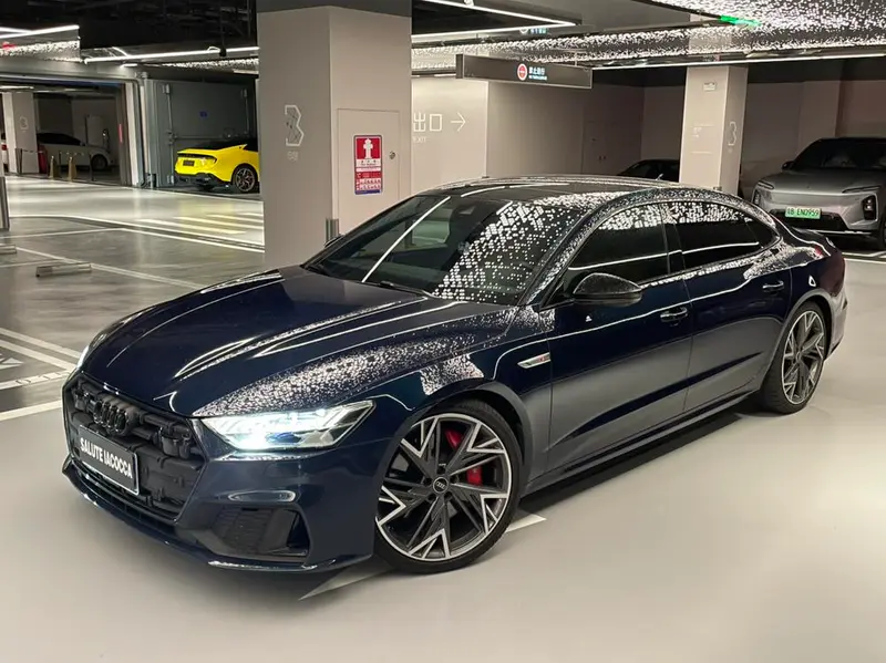 Audi A7L