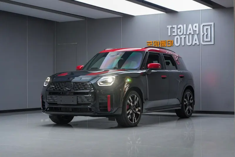 MINI JCW COUNTRYMAN