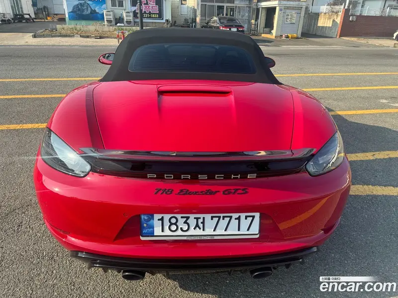 Porsche 718
