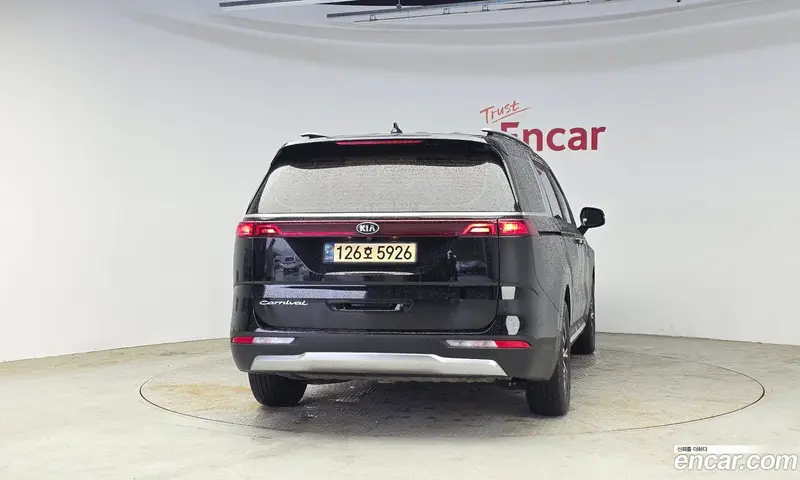 Kia Carnival (Canival)