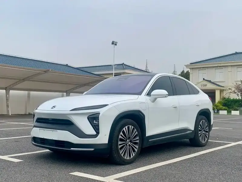 NIO EC6