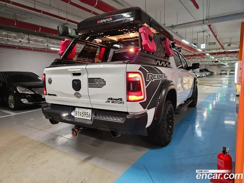 Dodge Ram Pick Up