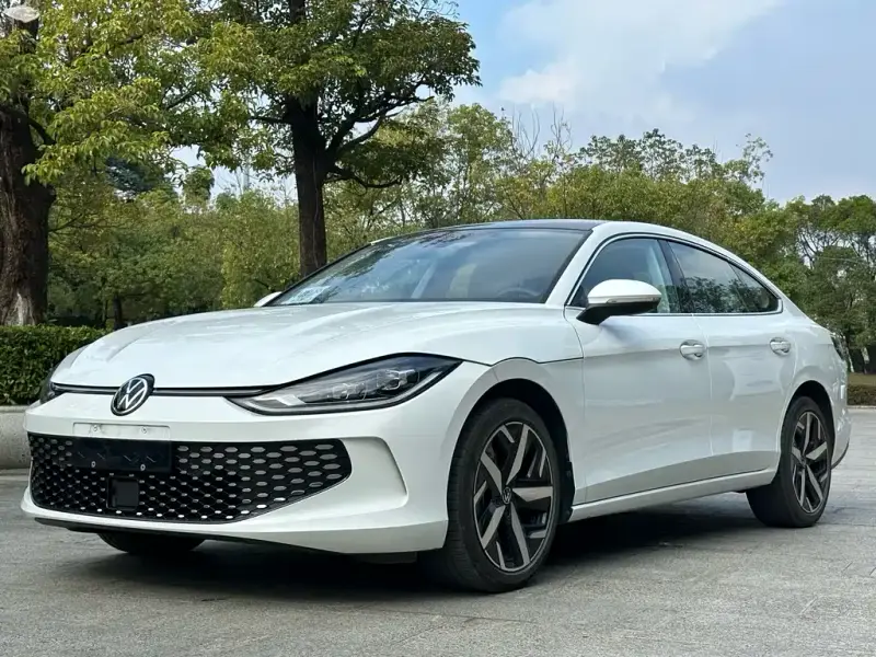 Volkswagen Lamando