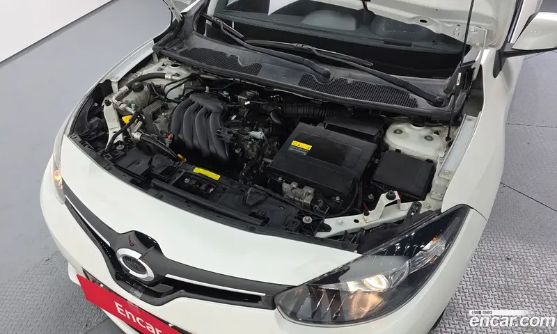Renault-KoreaSamsung Fluence (SM3)