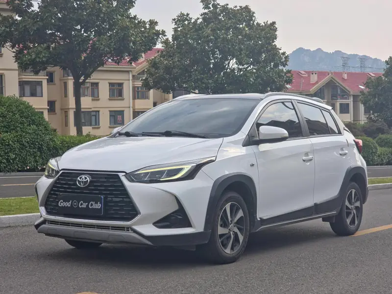Toyota Yaris L