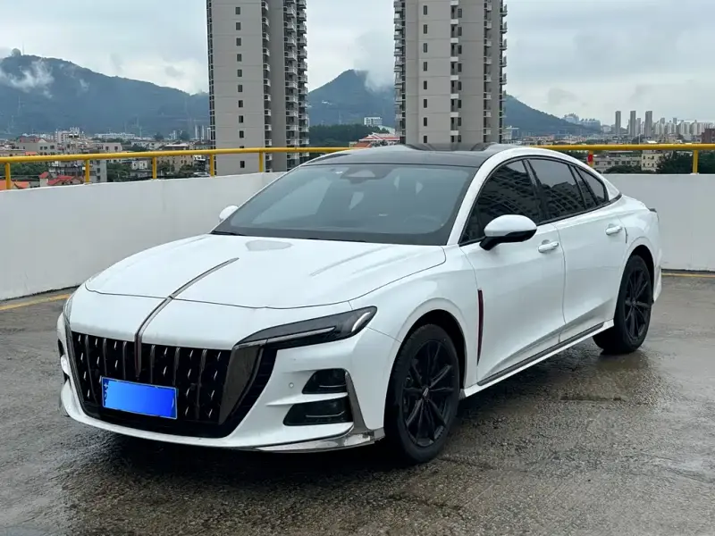 Hongqi H6