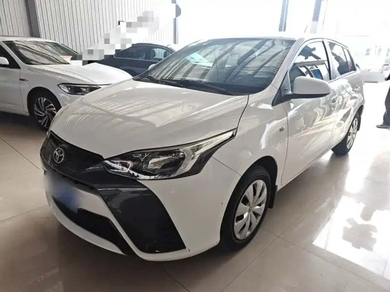 Toyota Yaris L