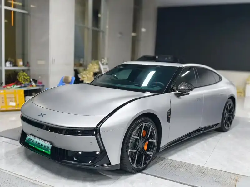 XPeng P7