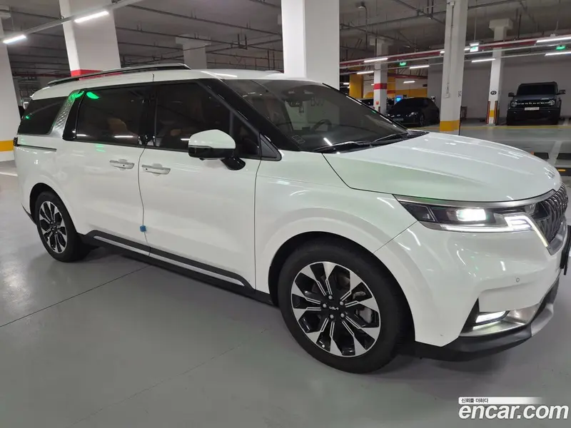 Kia Carnival (Canival)