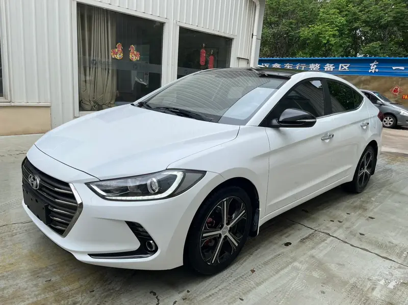 Hyundai Elantra Lingdong