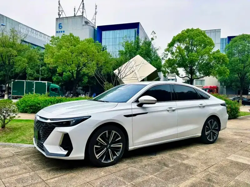 Chery Arrizo 8