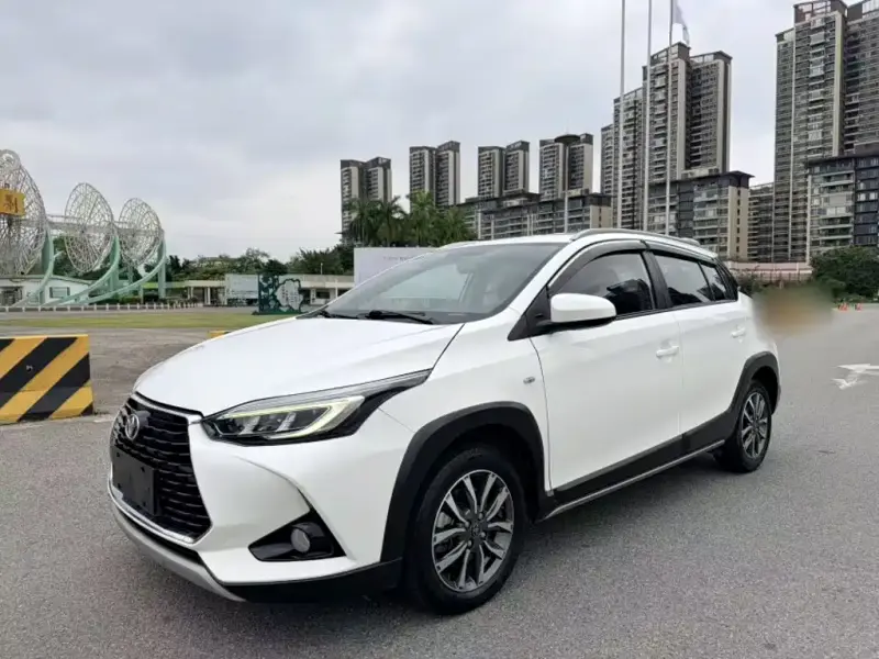 Toyota Yaris L