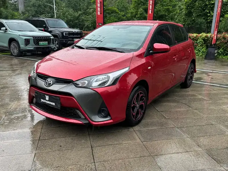 Toyota Yaris L
