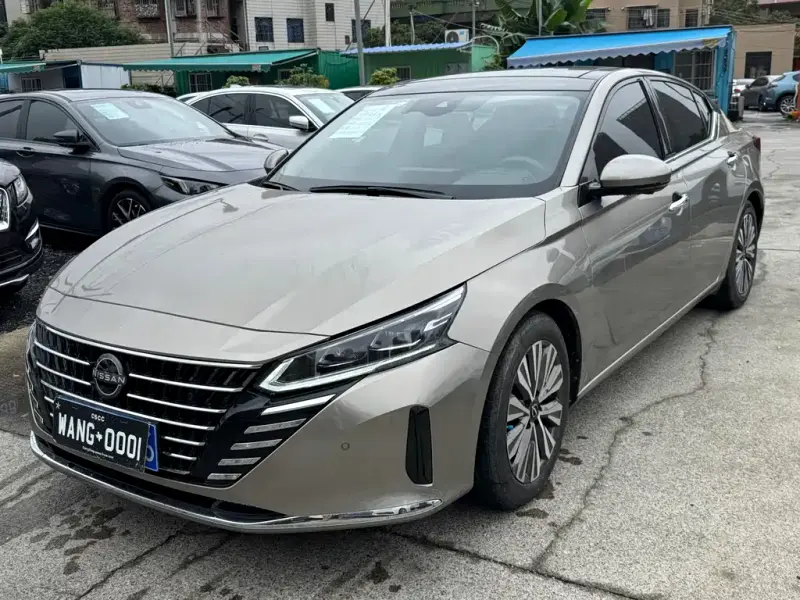 Nissan Teana