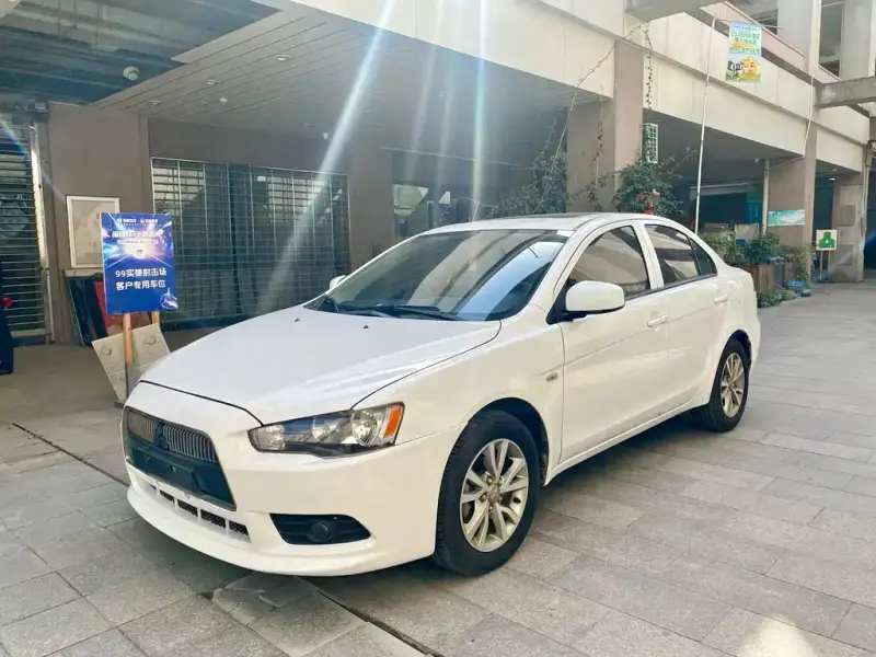 Mitsubishi Lancer EX