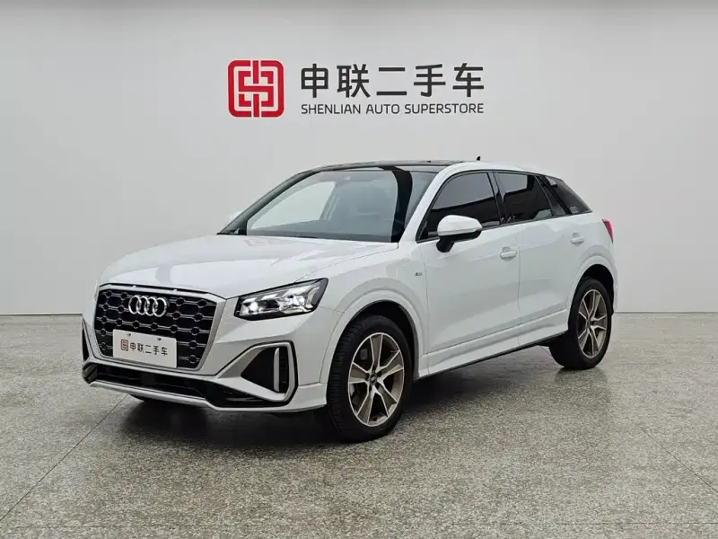 Audi Q2L