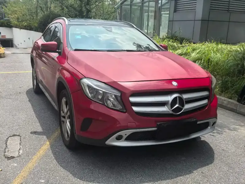 Mercedes-Benz GLA