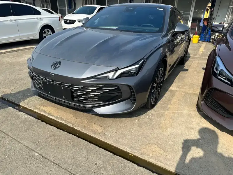 MG MG7