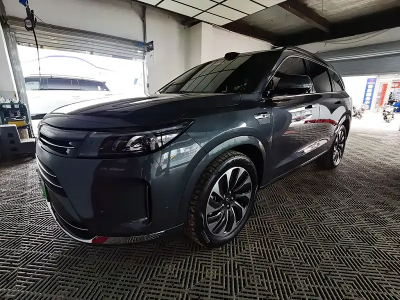 AITO M7