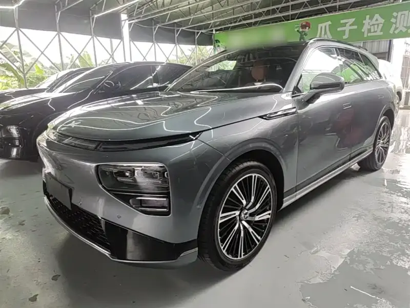 XPeng G9
