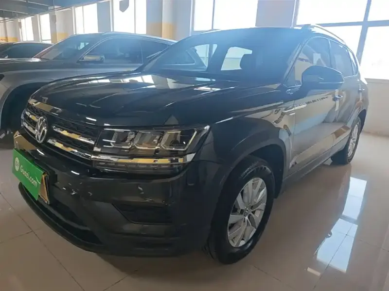 Volkswagen Tharu
