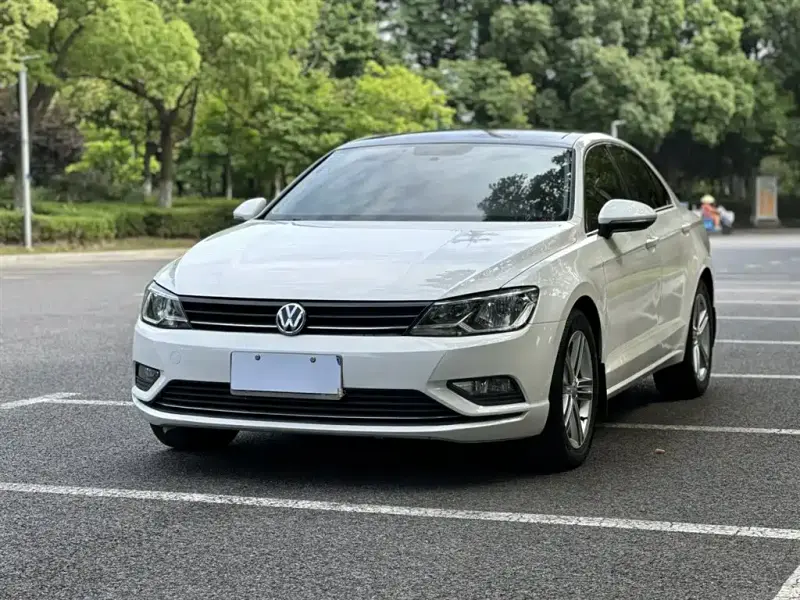 Volkswagen Lamando