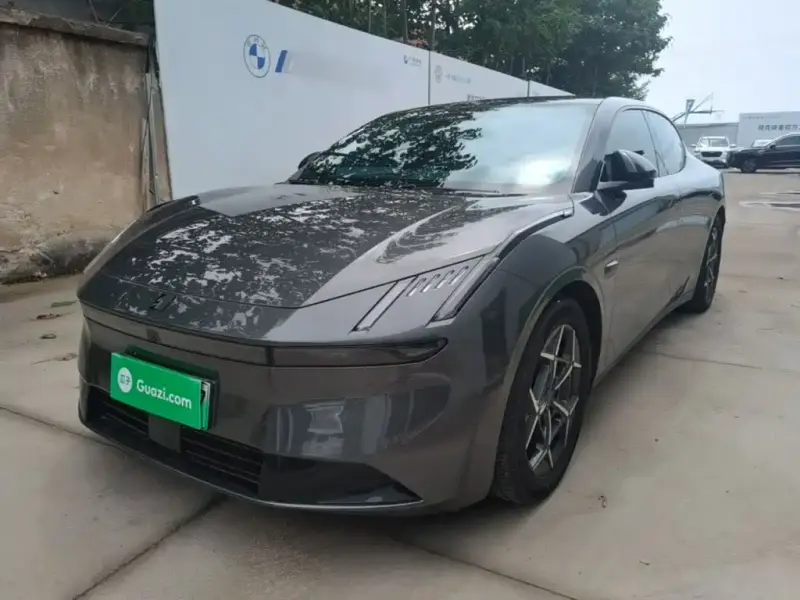 Lynk & Co Z10