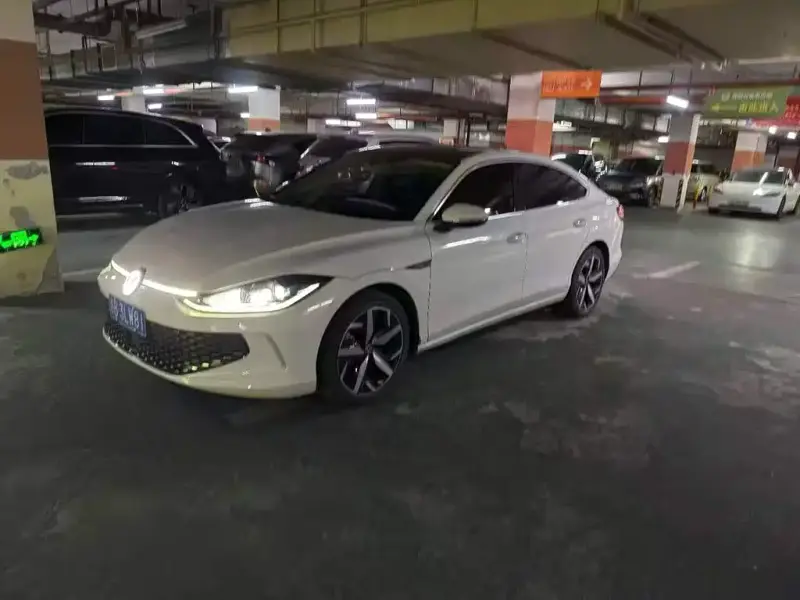 Volkswagen Lamando