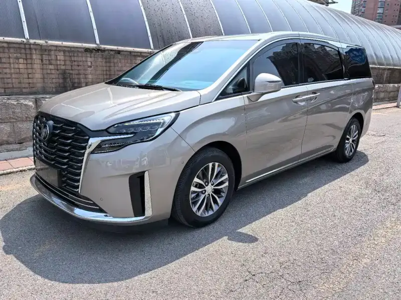 Buick GL8