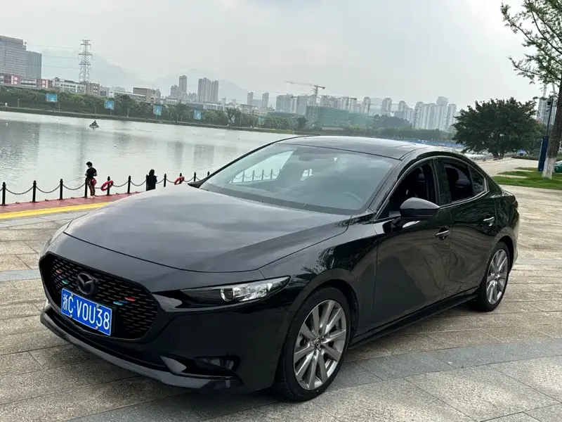 Mazda 3 Axela