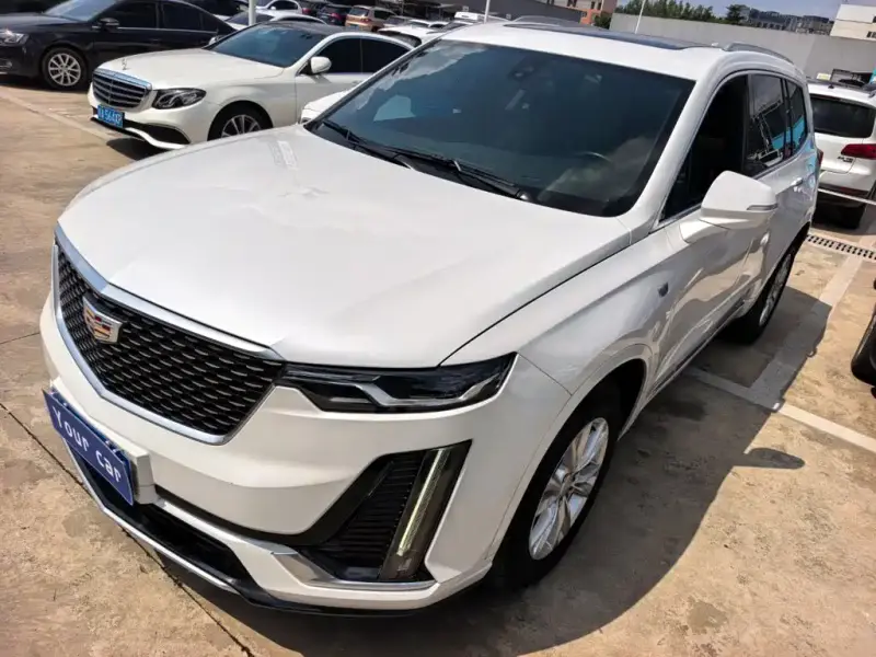 Cadillac XT6