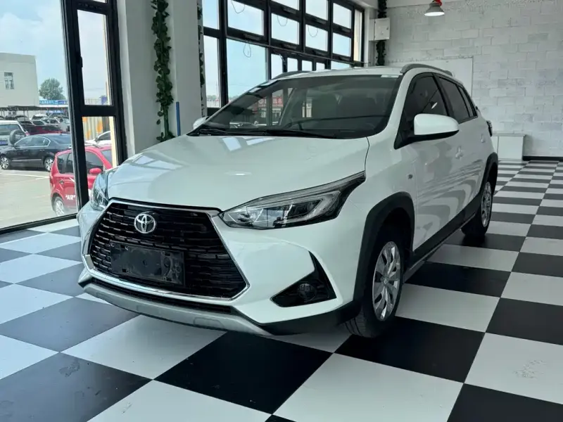 Toyota Yaris L