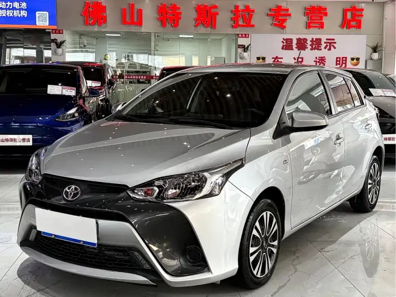 Toyota Yaris L