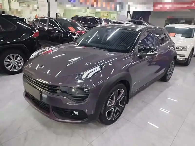 Lynk & Co 02
