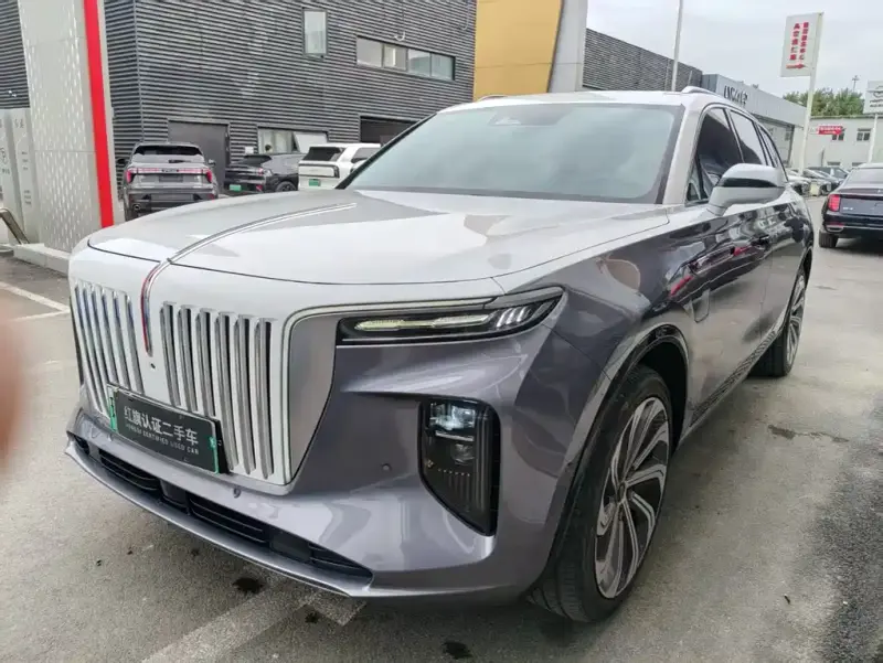 Hongqi E-HS9