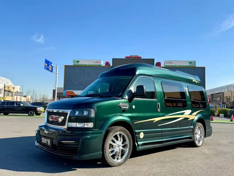 GMC Savana