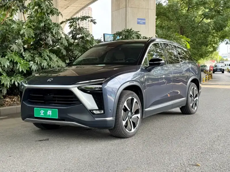 NIO ES8