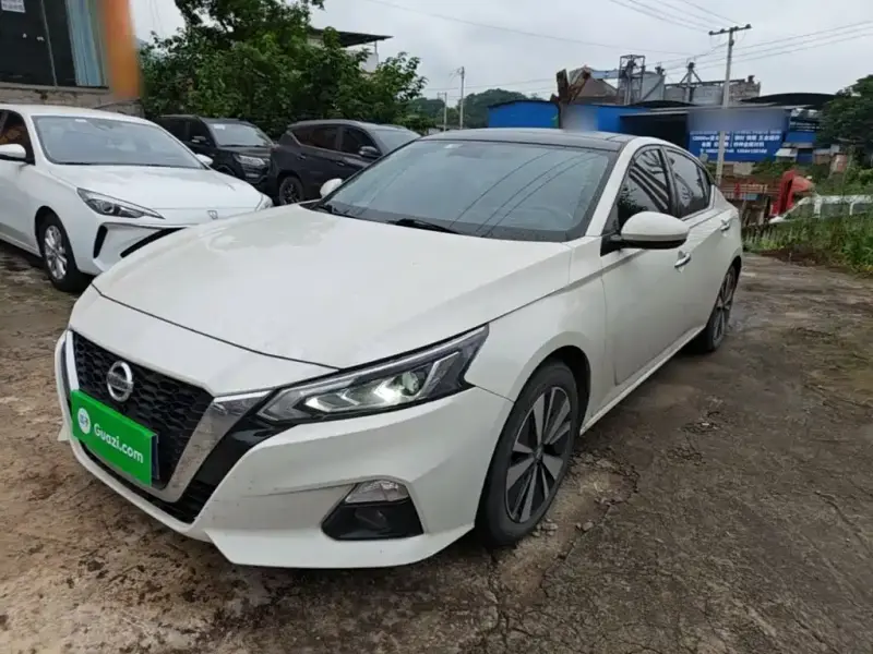 Nissan Teana