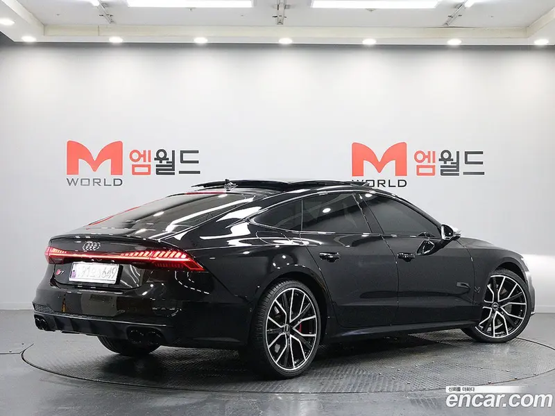 Audi S7