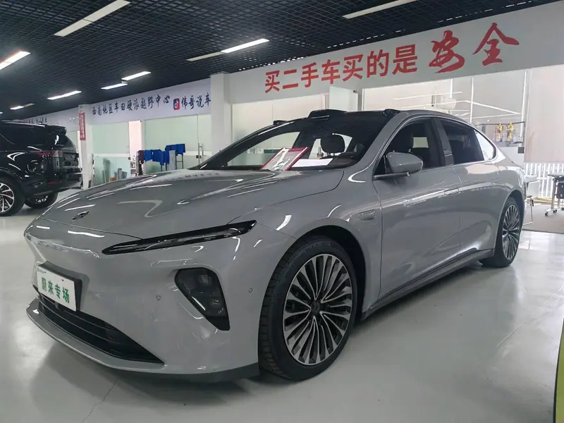 NIO ET7