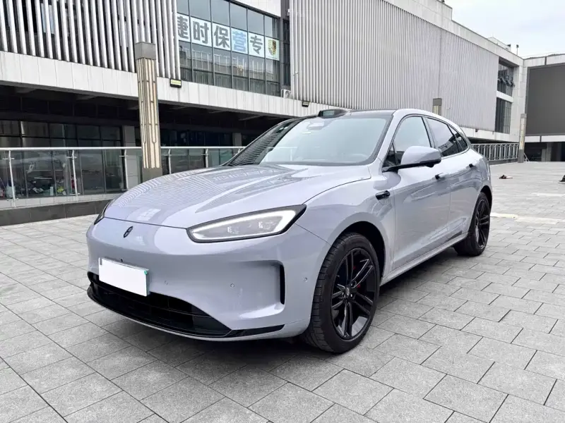 AITO M5