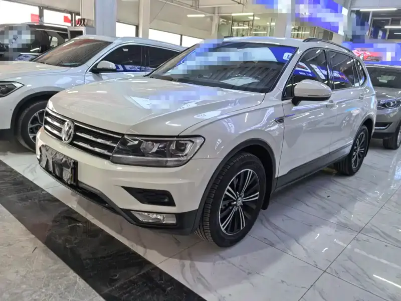 Volkswagen Tiguan L