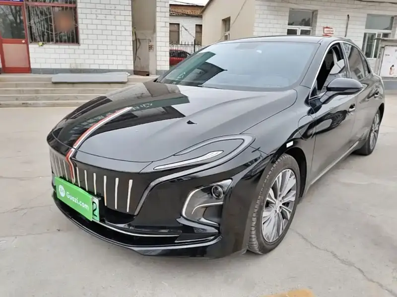 Hongqi E-QM5