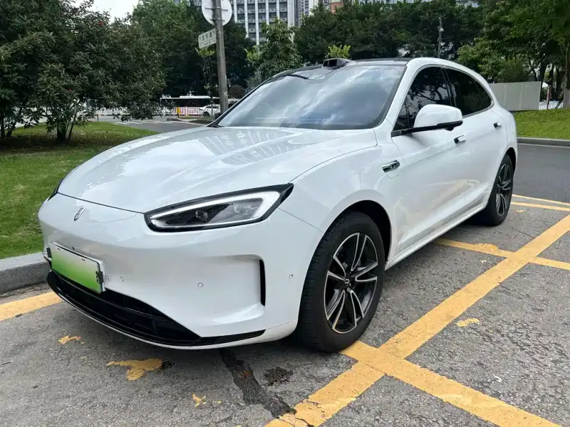 AITO M5