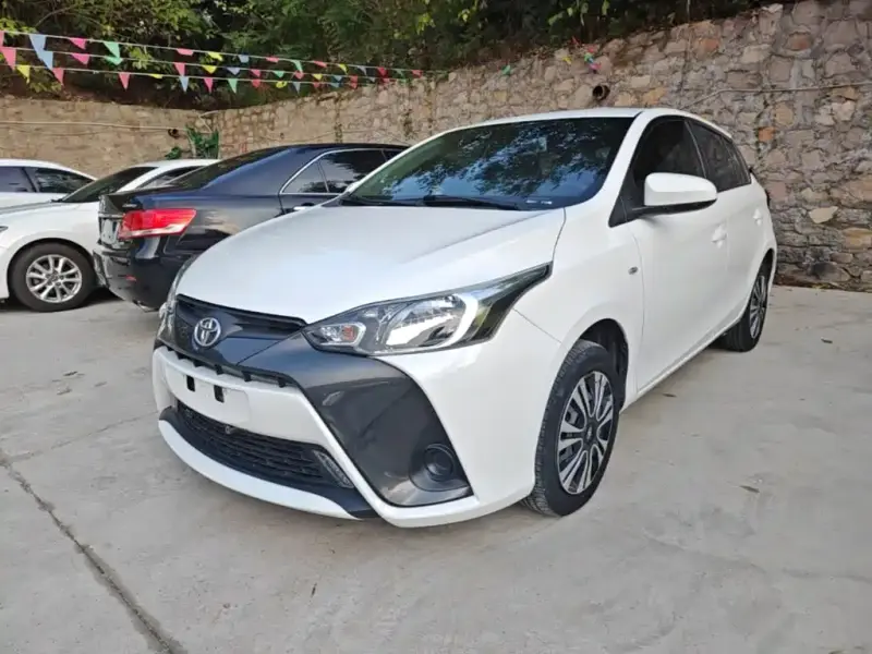 Toyota Yaris L