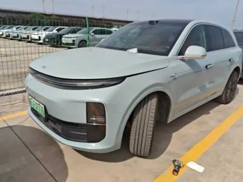 Li Auto L6