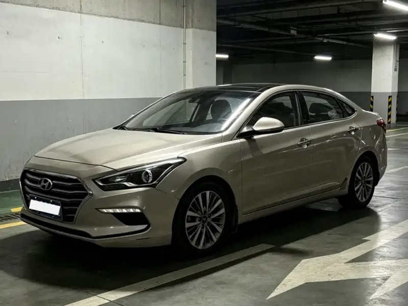 Hyundai Mistra