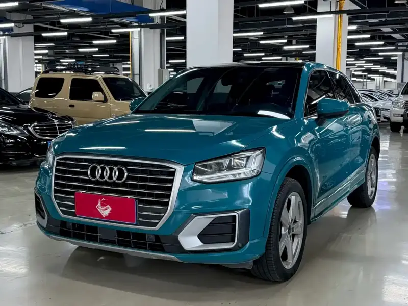 Audi Q2L