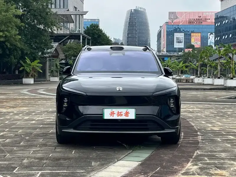 NIO ES6